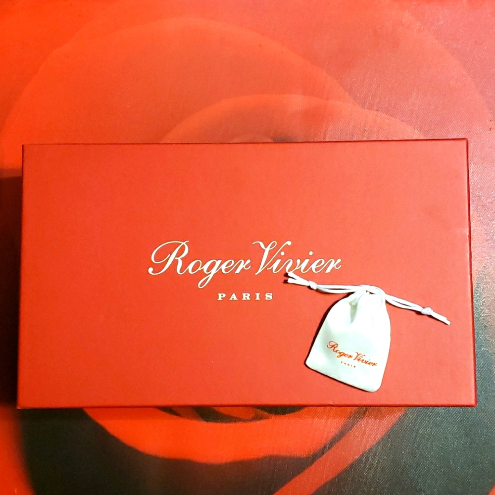 Roger Vivier Pumps - Picture 9 of 9